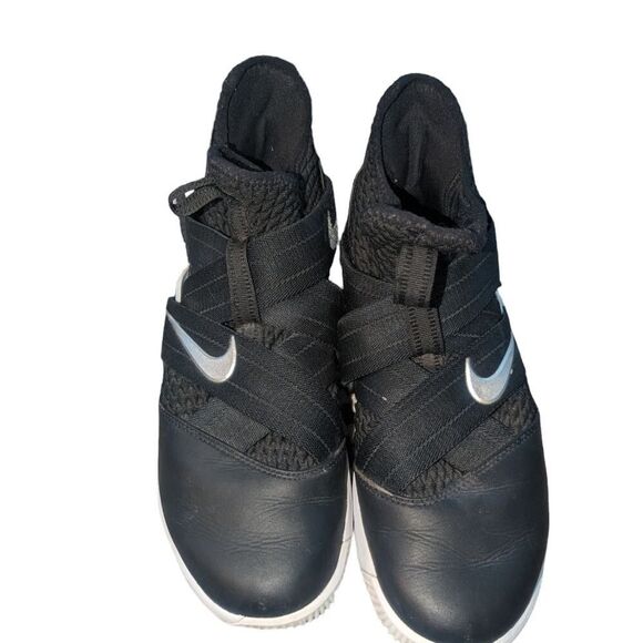 🛍️NIKE LEBRON JAMES  SOLDIER BASKETBALL SHOES SIZE 7 - Picture 1 of 4